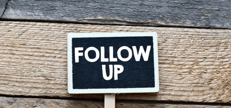 follow up no sistema de CRM